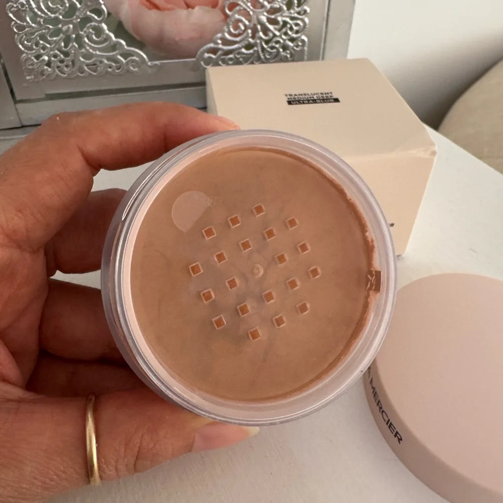 laura mercier translucent loose